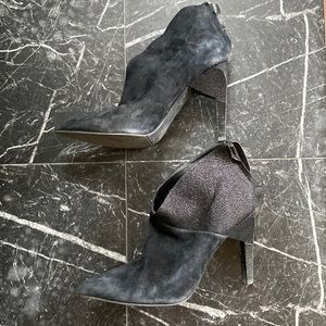 RW & Co Size 8 Black Booties